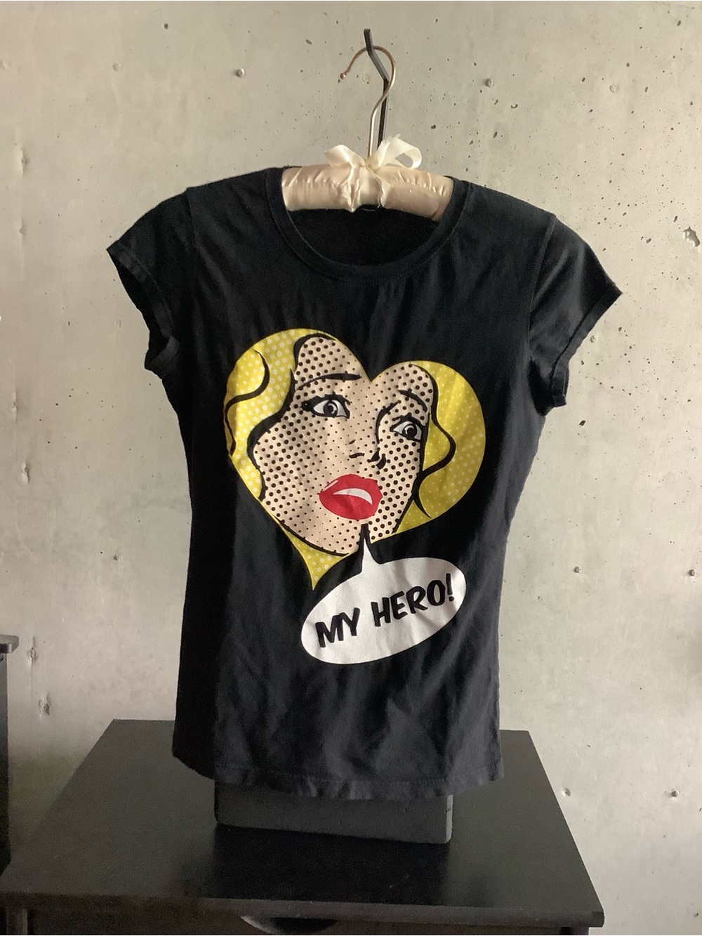 Vintage Y2K Wet Seal My Hero Pop Art Graphic Tee Small - Picture 2 of 8